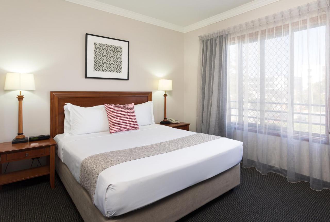Hotel Ramada By Wyndham Windsor
