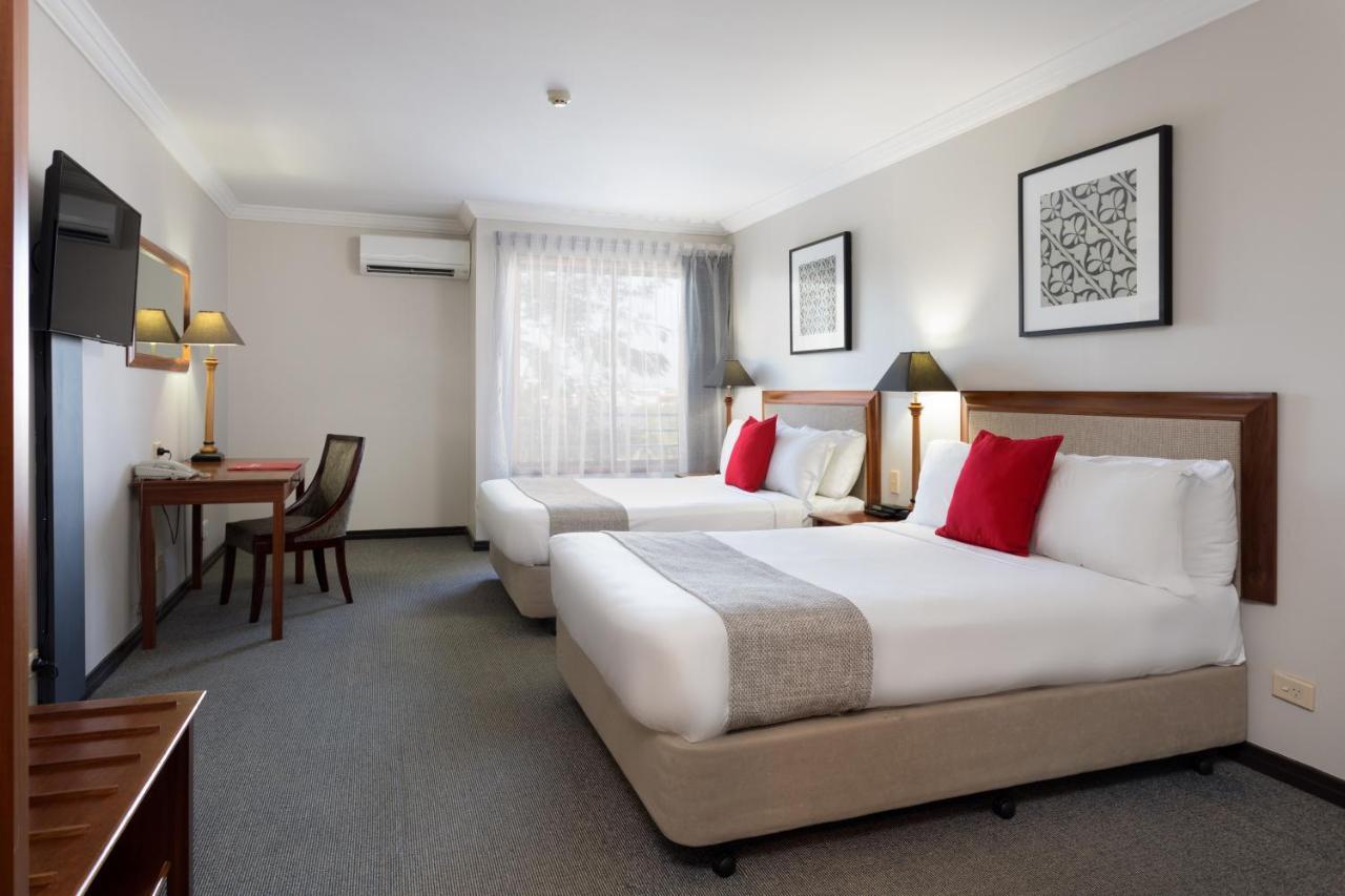 Ramada By Wyndham Windsor